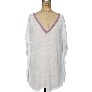 PITUSA White Embroidered V-Neck Size Petite Oversized Blouse